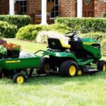 John Deere S100 17.5 HP Gas Hydrostatic Riding Lawn Mower - Image 3