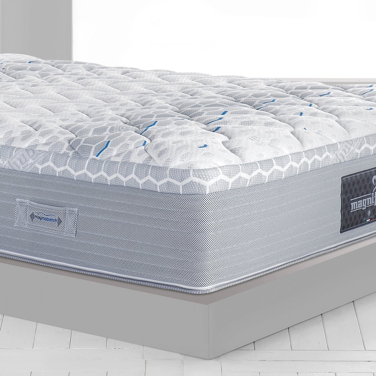 magniflex-magnistretch-plus-spinal-decompression-mattress-5260085.jpg Magniflex MagniStretch Plus – Spinal Decompression Mattress - Image 1