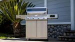 Monument Grills Eminence 405 |Tech Stainless Propane Gas Grills Eminence 405 & Cast Iron Cooking Plate - Image 3
